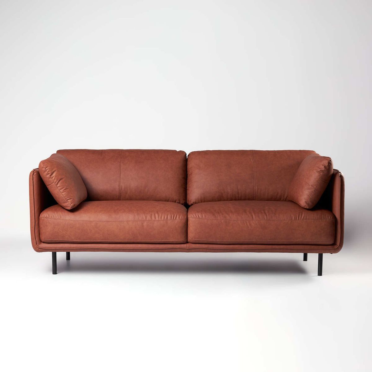 BOKAN - Sofá 3 cuerpos Santino Café