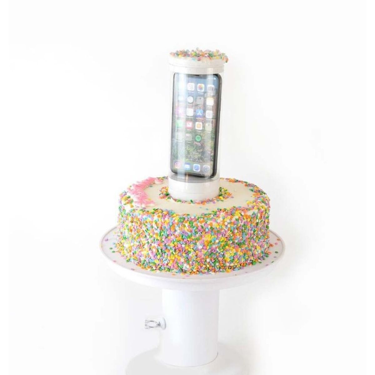 GENERICO - BANDEJA 20CM TORTA SORPRESA X1 UNI