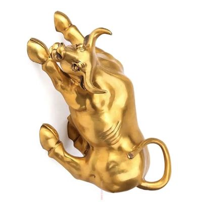 Imagen 2 del producto Figura De Toro Imponente Dorado Metálico Estatuilla Oficina