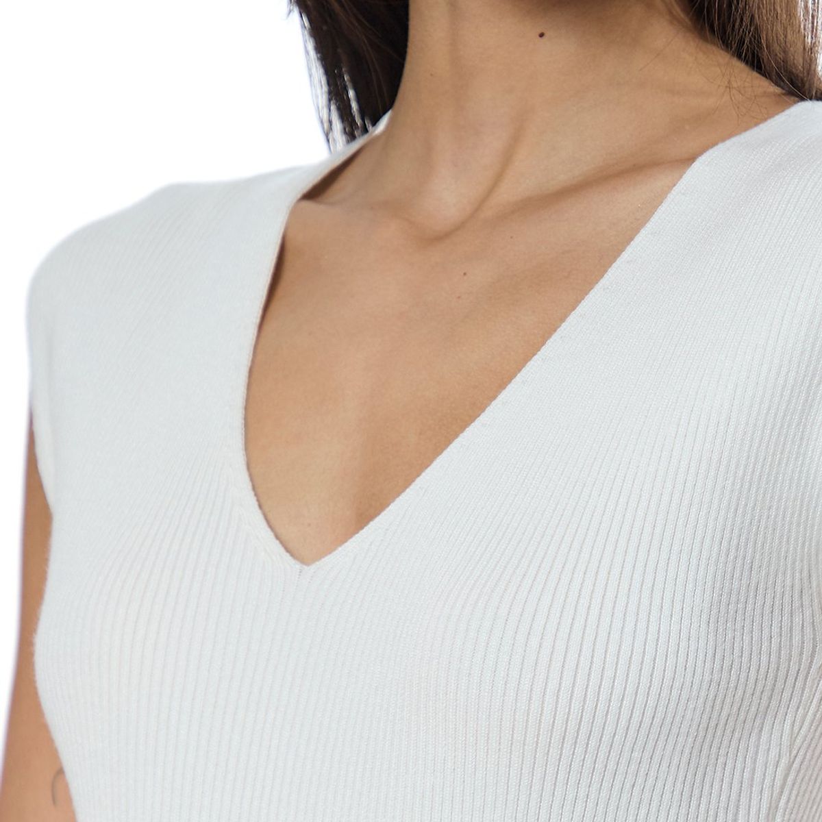 IO - Polera Sin Mangas Crudo Mujer Io