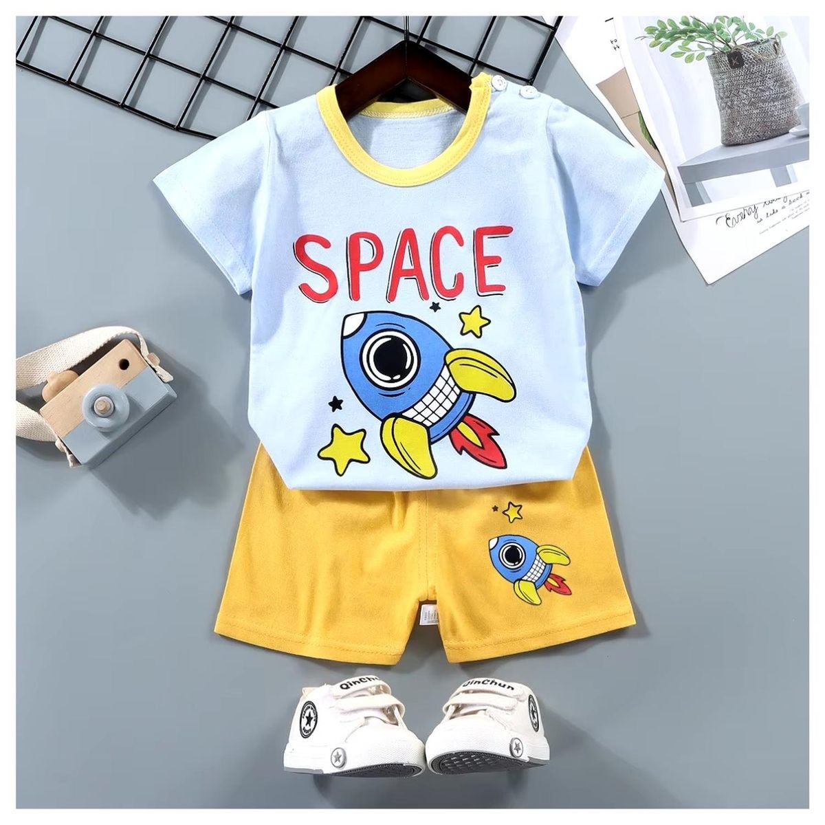 KIVARA - Conjunto Short y Polera Algodon Verano Niño Space