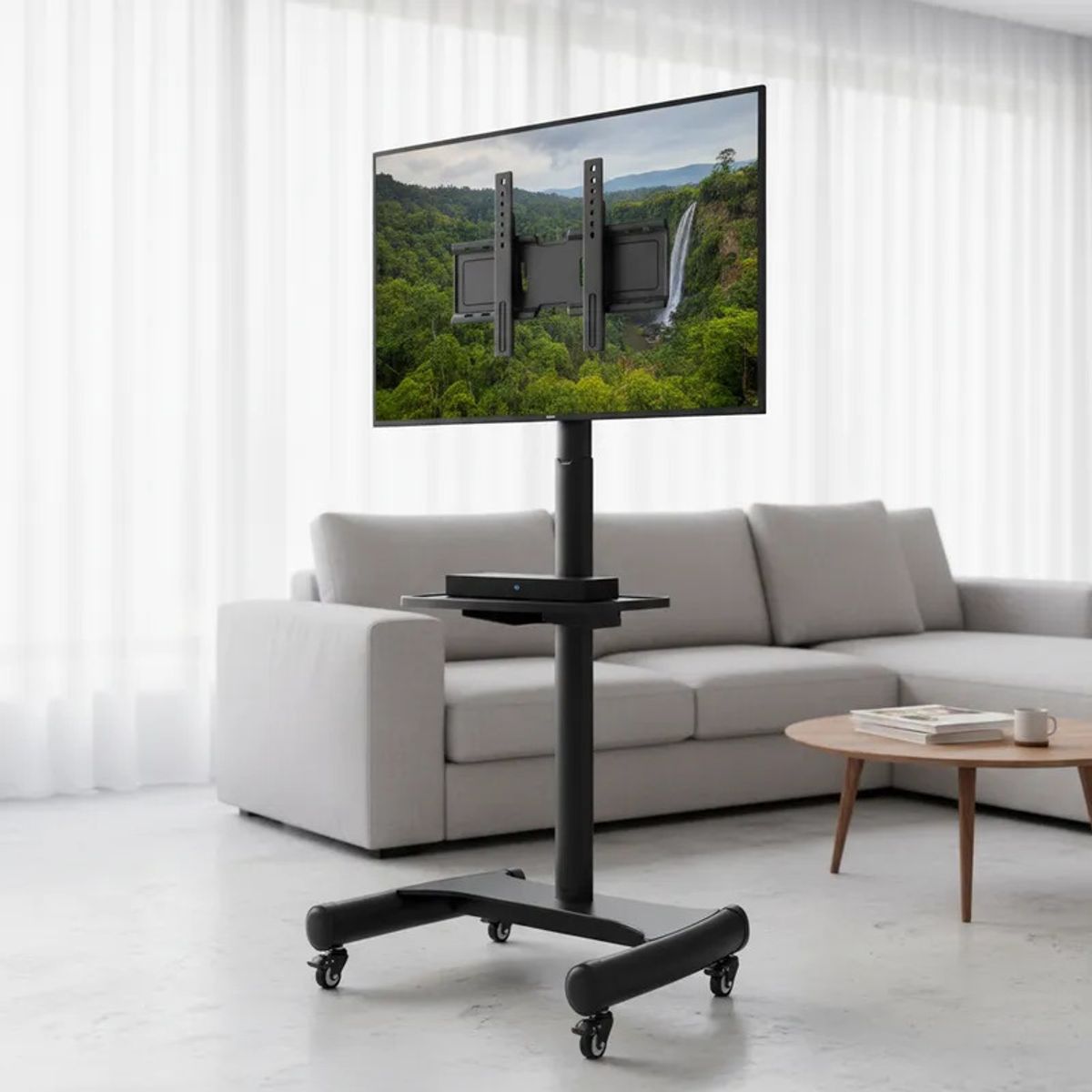 BRASFORMA - Pedestal de TV 32" a 86"  50kg  Ajustable C/ruedas - SKCR01-007 Brasforma