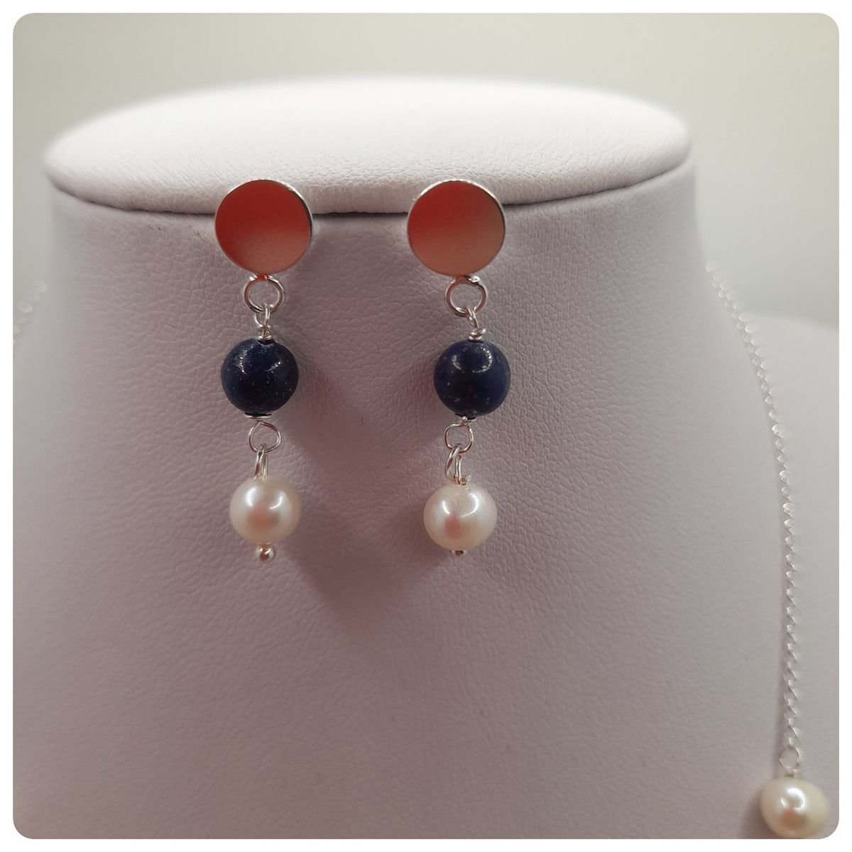 CAT JOYAS - Collar y aros de plata fina con lapislázuli y perlas de río