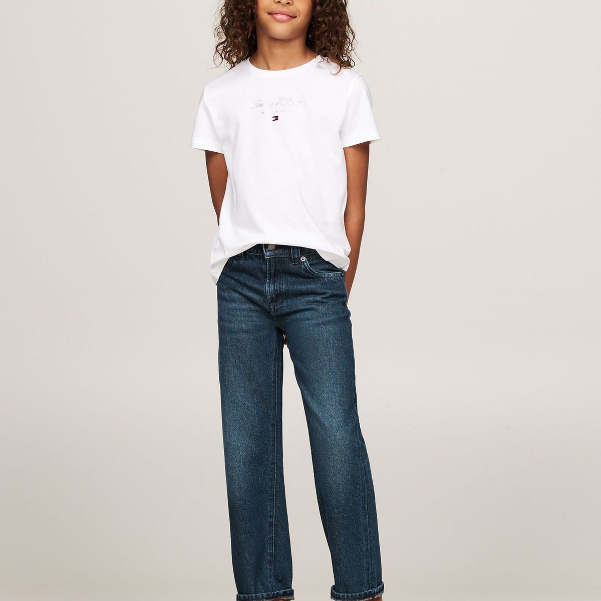 TOMMY HILFIGER - Polera De Niña Con Logo Nyc Blanco Tommy Hilfiger