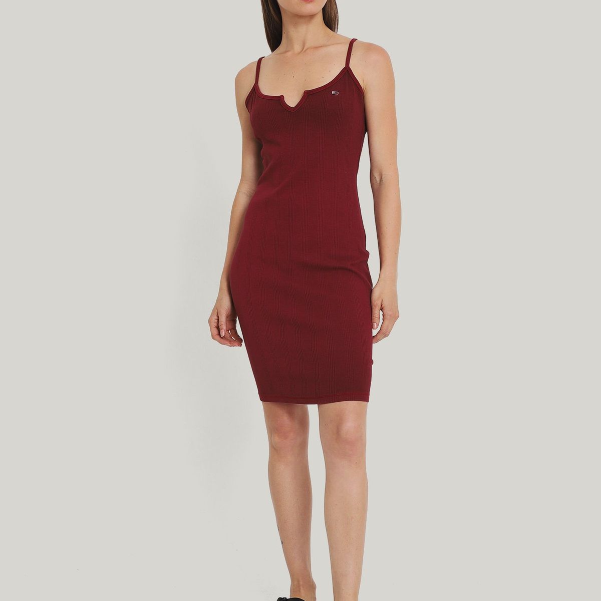 TOMMY HILFIGER - Vestido Strappy Con Logo Rojo Tommy Jeans