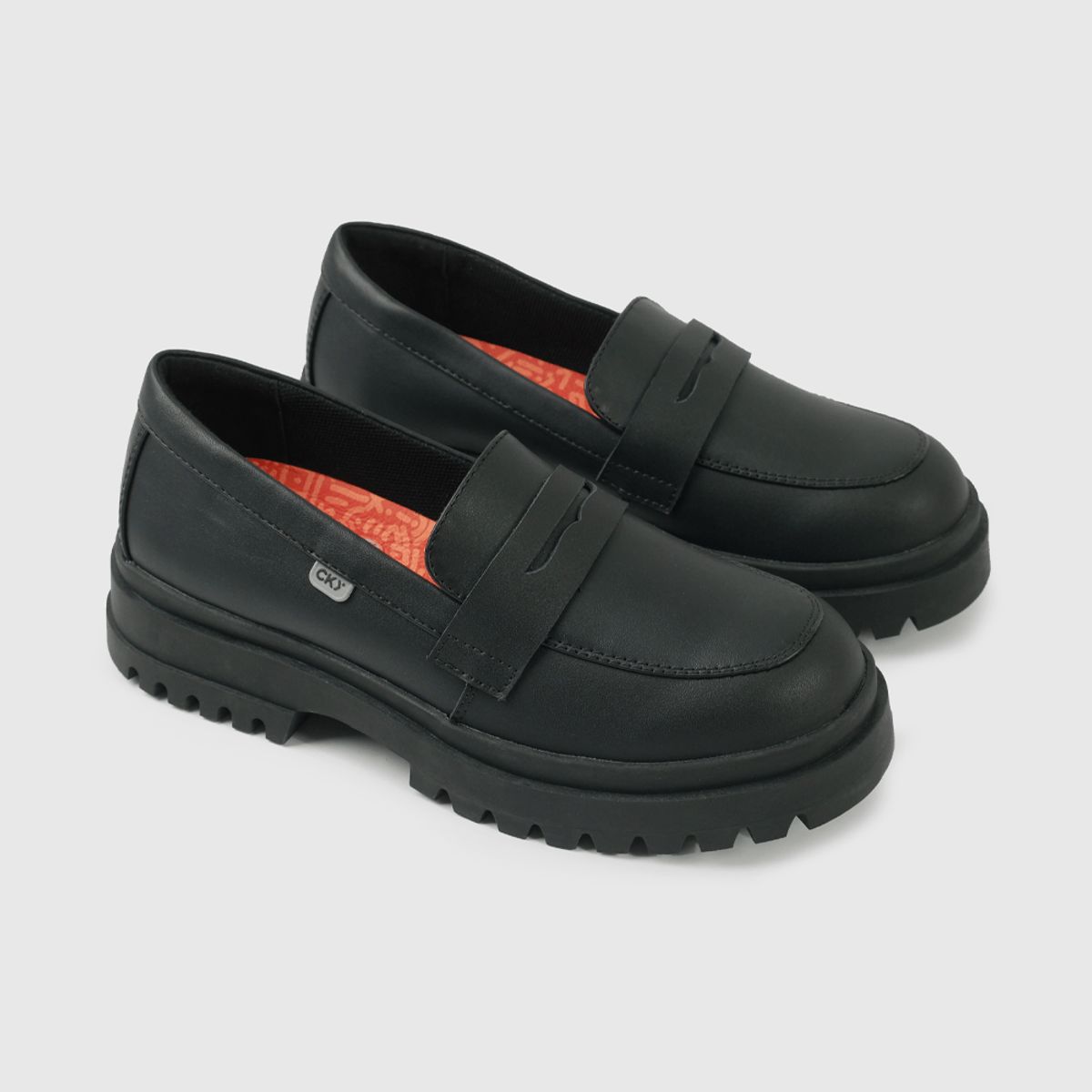 COLLOKY - Mocasín Escolar Negro con Plataforma