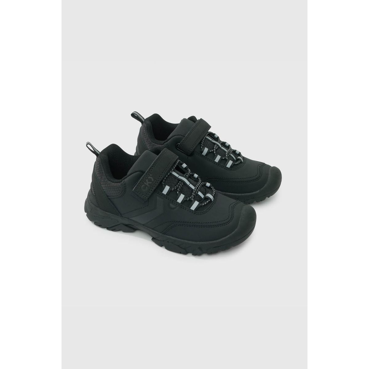 COLLOKY - Zapato Escolar Negro con Velcro para niño