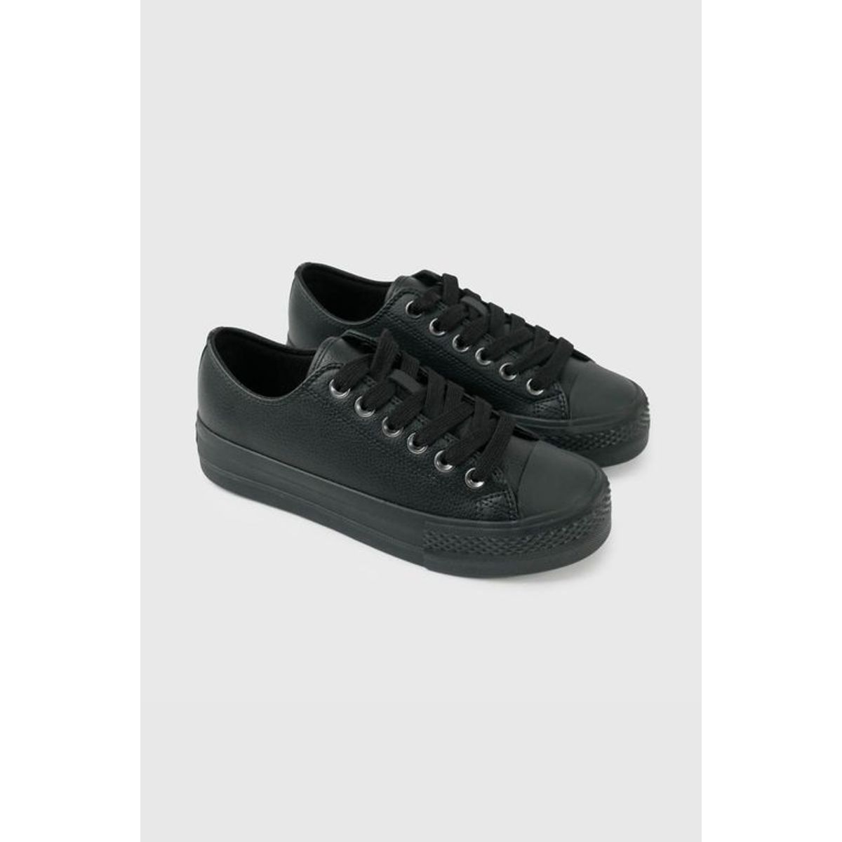 COLLOKY - Zapatilla Negra con Plataforma