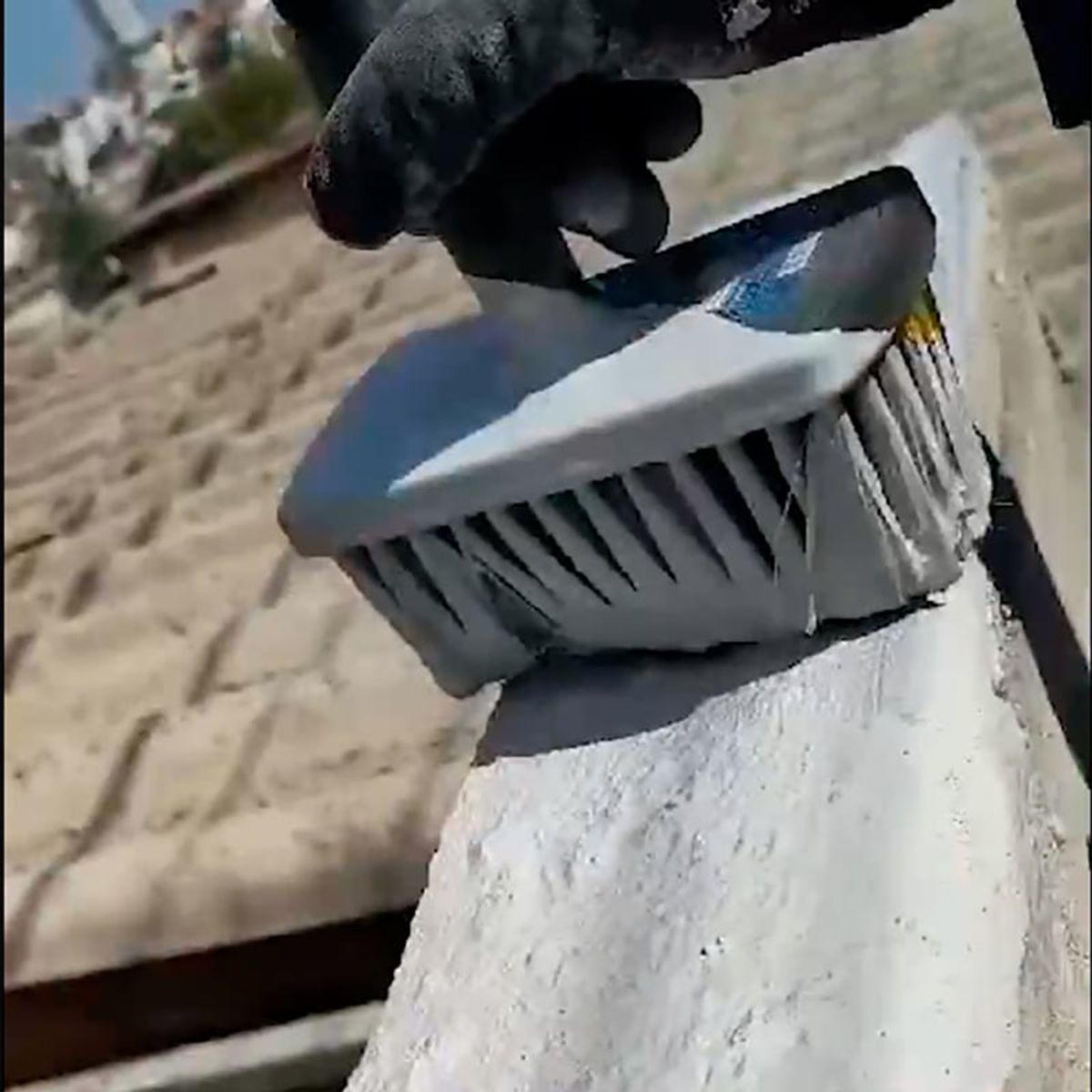 GENERICO - Pintura engomada elástica contra el agua 4 Kg. Dryko Grafito