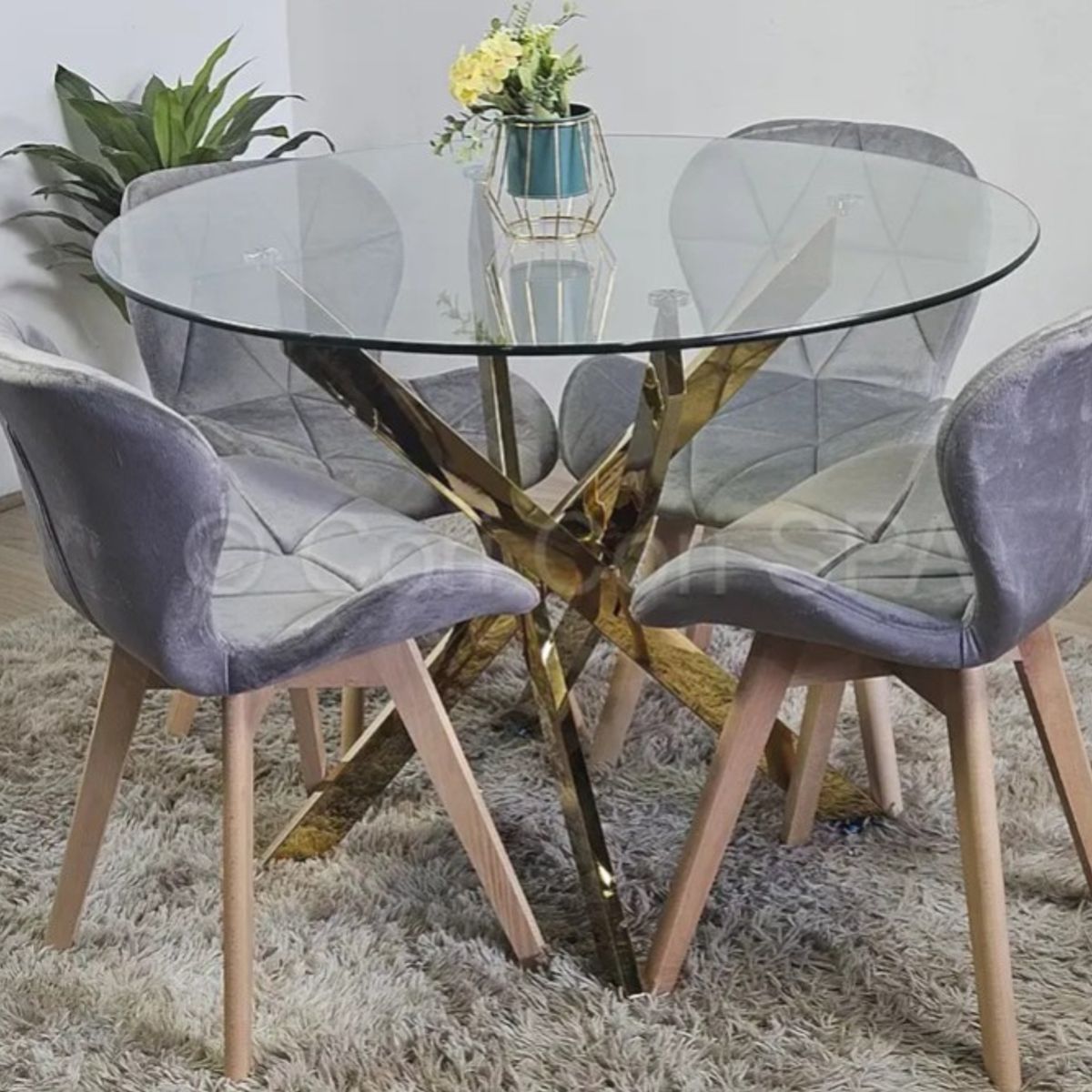 CORI CORI - Comedor Mesa Dubai Gold 100cm + 4 Sillas Mariposa Velvet Grises