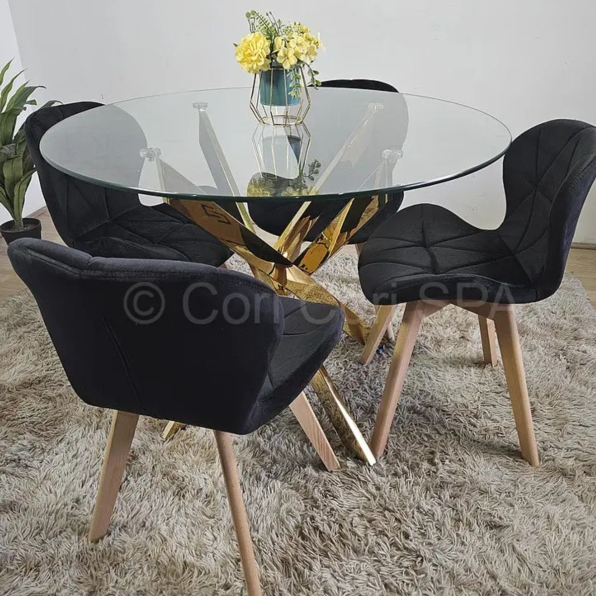 CORI CORI - Comedor Mesa Dubai Gold 100cm + 4 Sillas Mariposa Velvet negras