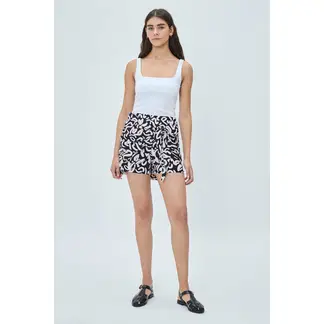 IO - Short Negro Mujer