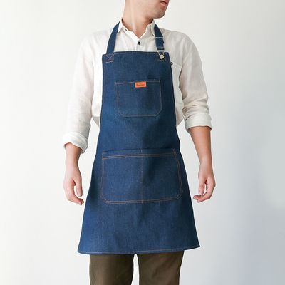 Imagen 2 del producto Pack Completo Pechera Barberia Capa Tijera Con Estuche Navaja Plateada