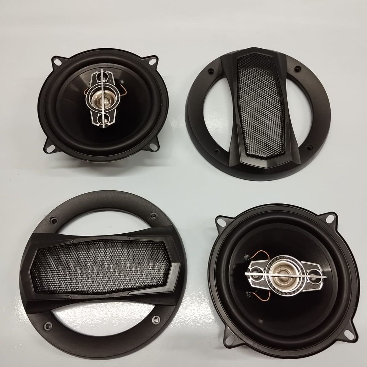 GENERICO - x2 Parlantes de 6 pulgadas 15,24 cm para auto
