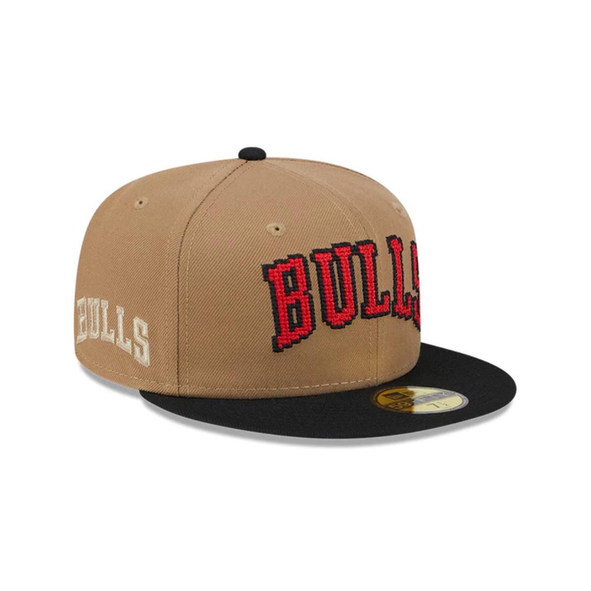 NEW ERA - Gorra 59Fifty Chicago Bulls NBA Classic 8-Bit Wordmark Beige