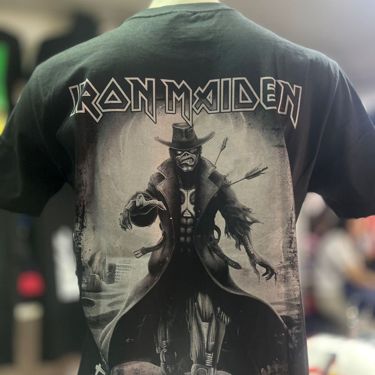 GENERICO - Iron Maiden  polera negra