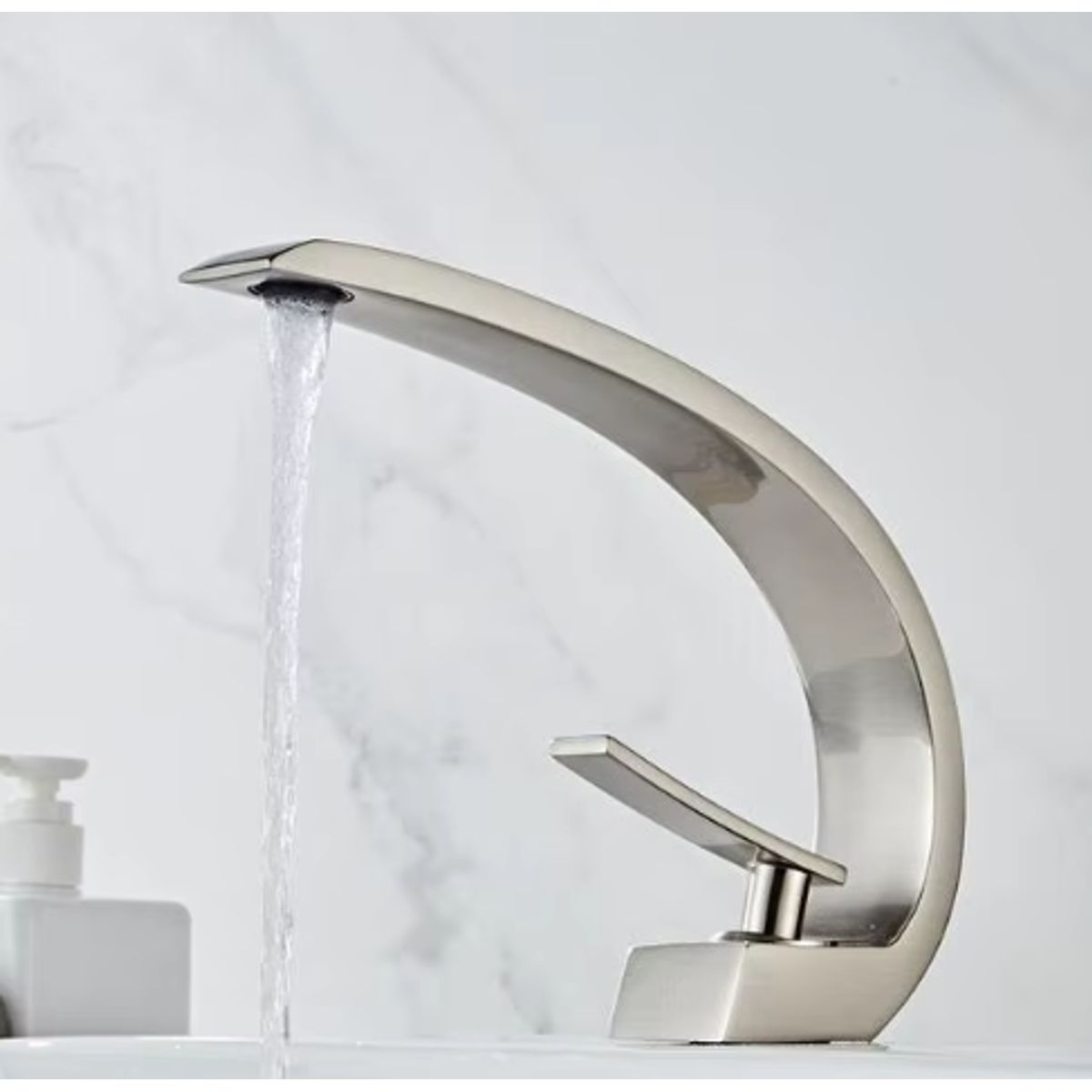 GENERICO - Grifo de baño