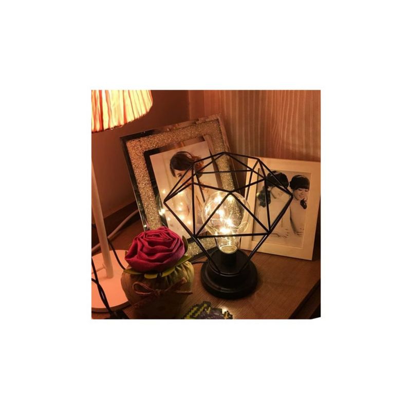 GENERICO - Lampara De Mesa Metal Diseño Geométrico Decorativa Hogar a Pilas