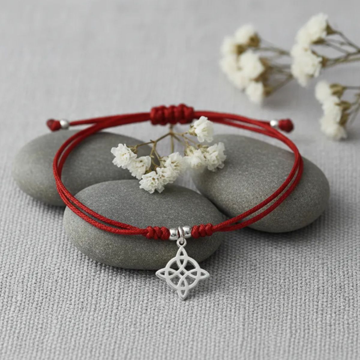 GENERICO - Pulsera Hilo Rojo Nudo De Brujas Protección Plata Fina