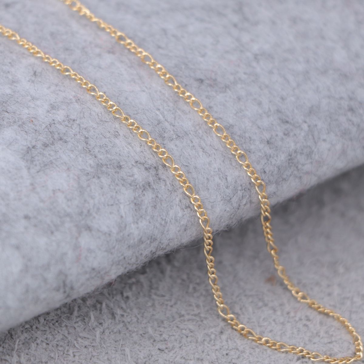 GENERICO - Cadena Tejido 3x1 Delgado Unisex Oro laminado 18k