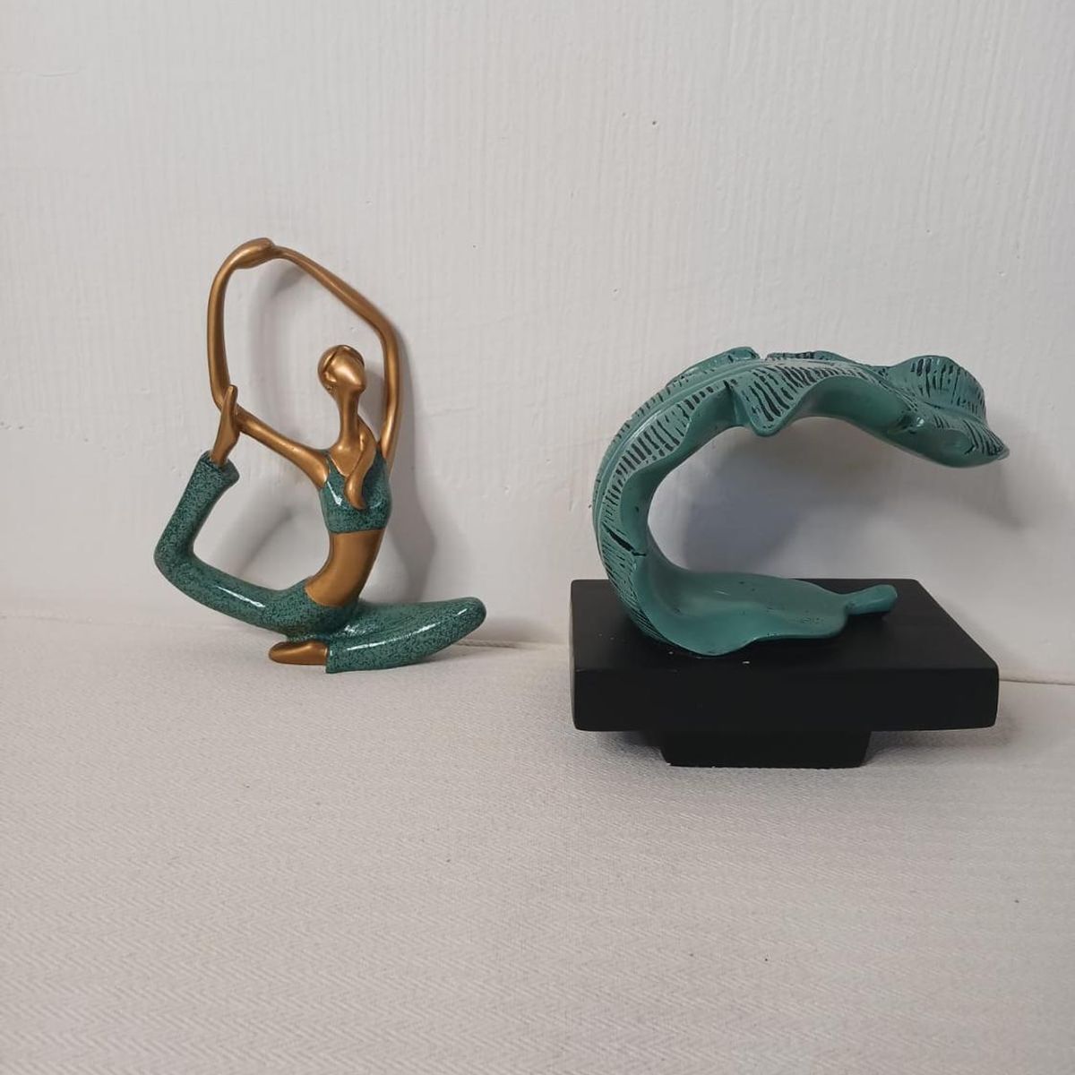 GENERICO - Adorno Escultura Yoga Verde Turquesa