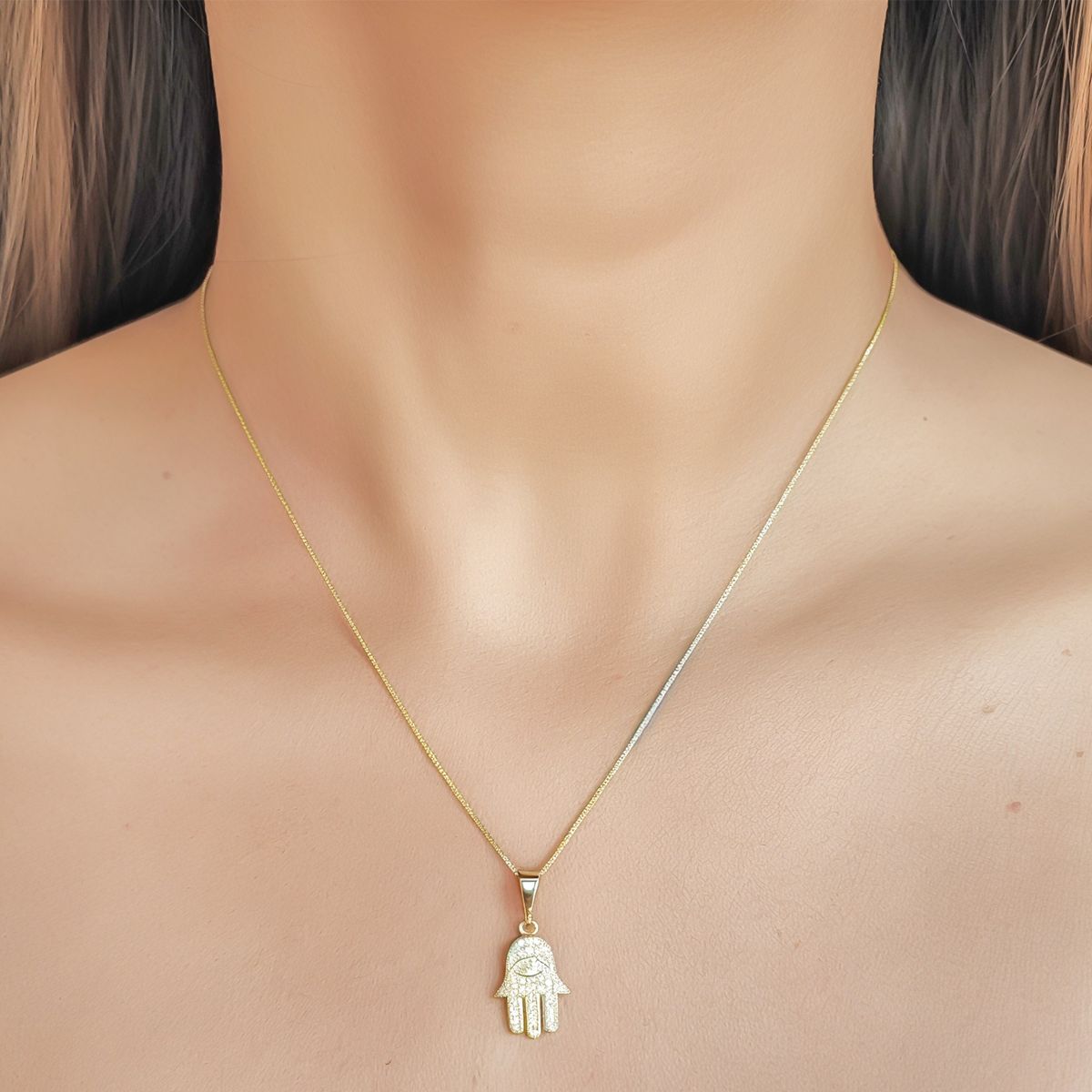 COGGIOLA - Collar Mano Fátima Circón Blanco Enchapado Oro 18K