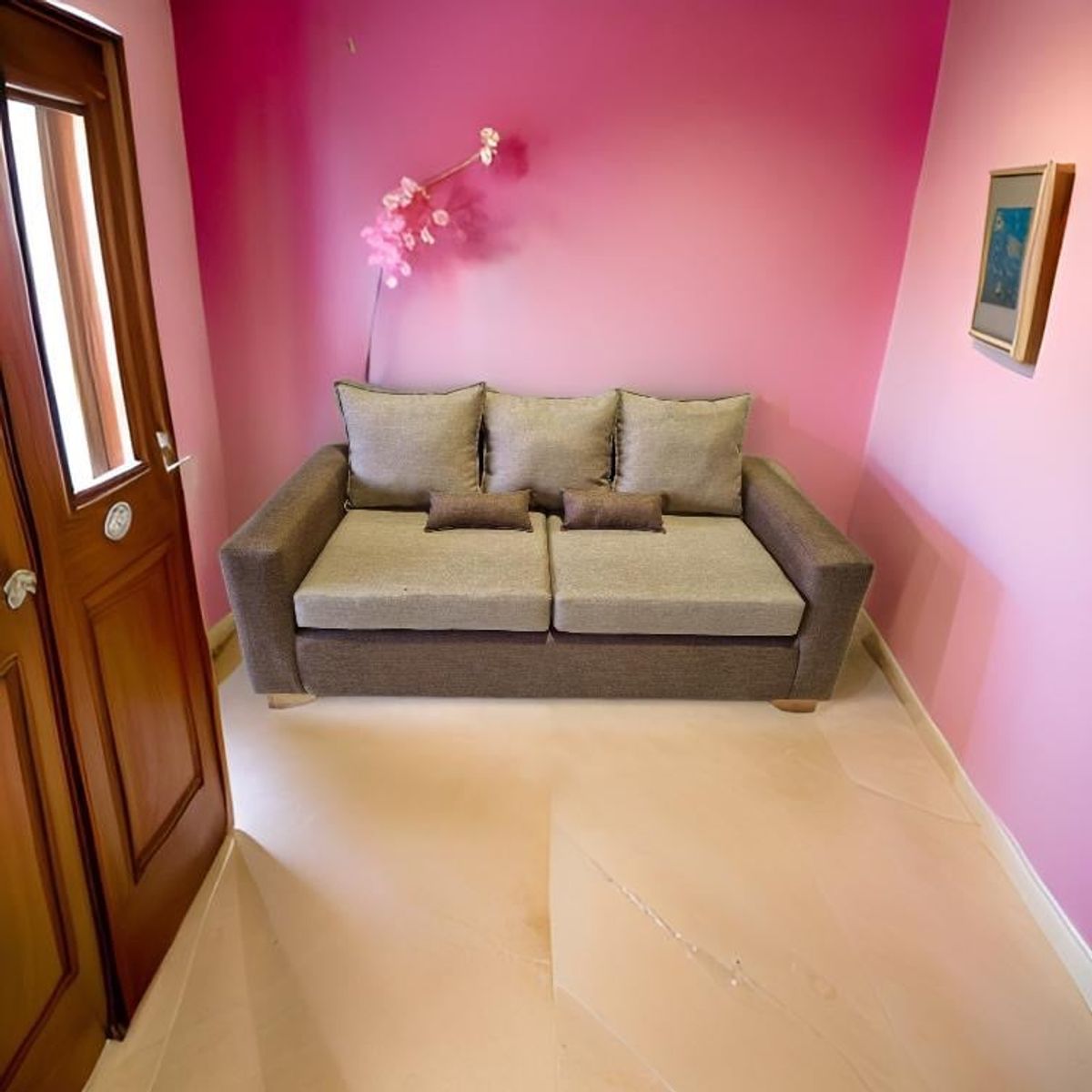 MUEBLES NEW - SOFA TRES CUERPOS MARRON LINO