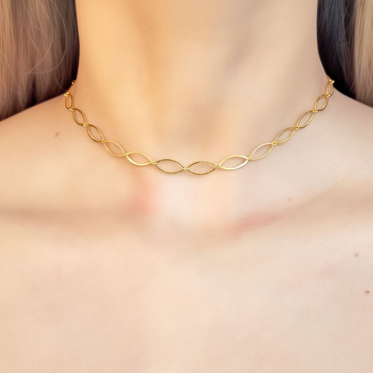 COGGIOLA - Collar Choker Ovalado Enchapado Oro 18K
