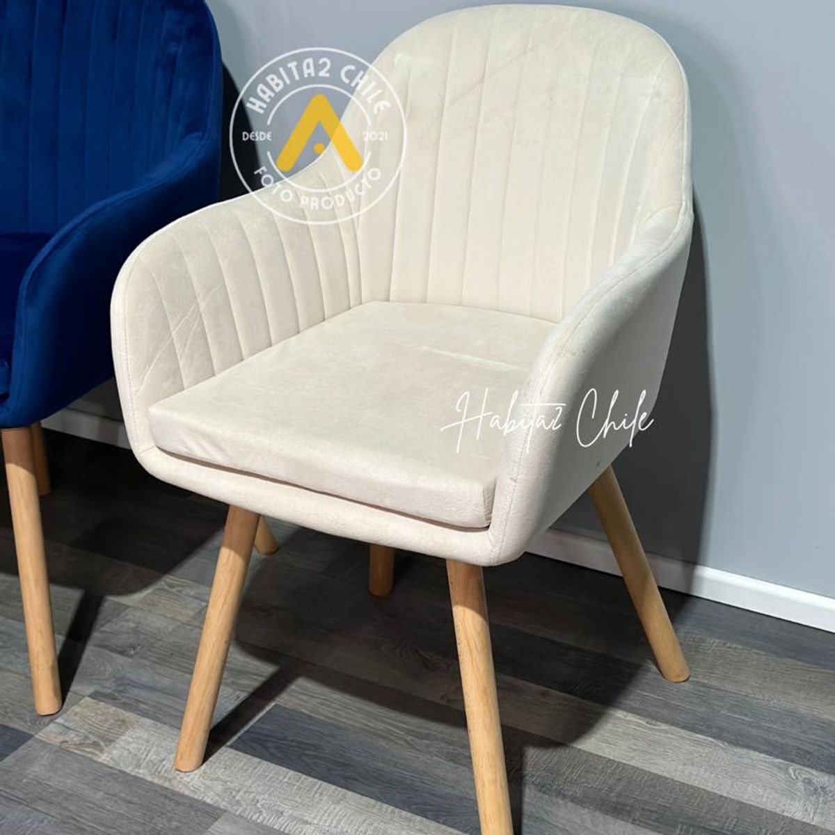 HABITA2 CHILE - Sitial terciopelo patas de madera Murano - Beige