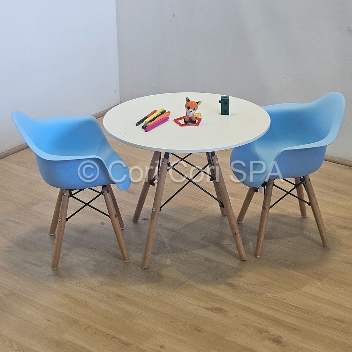 CORI CORI - Pack Eames Kids (1 mesa + 2 sillas Butacas Kids Celestes)