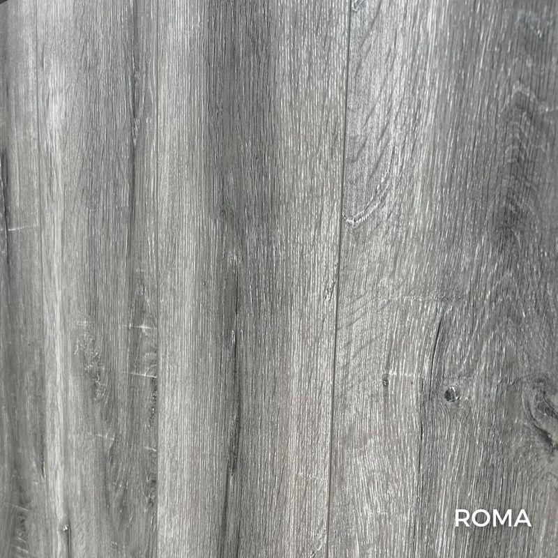 JOYTEK - Piso Flotante Biselado 8 mm Roma 121cm x 19cm 1.92 m2 ($ POR CAJA)
