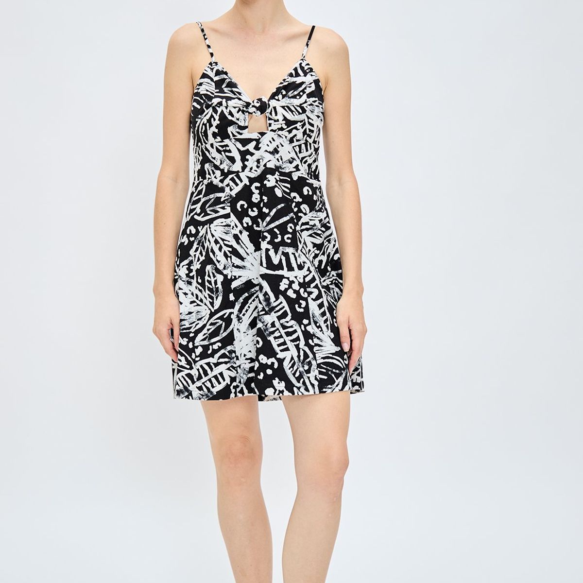 IO - Vestido Corto Negro Mujer Io