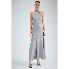 IO - Vestido Liso Largo Gris