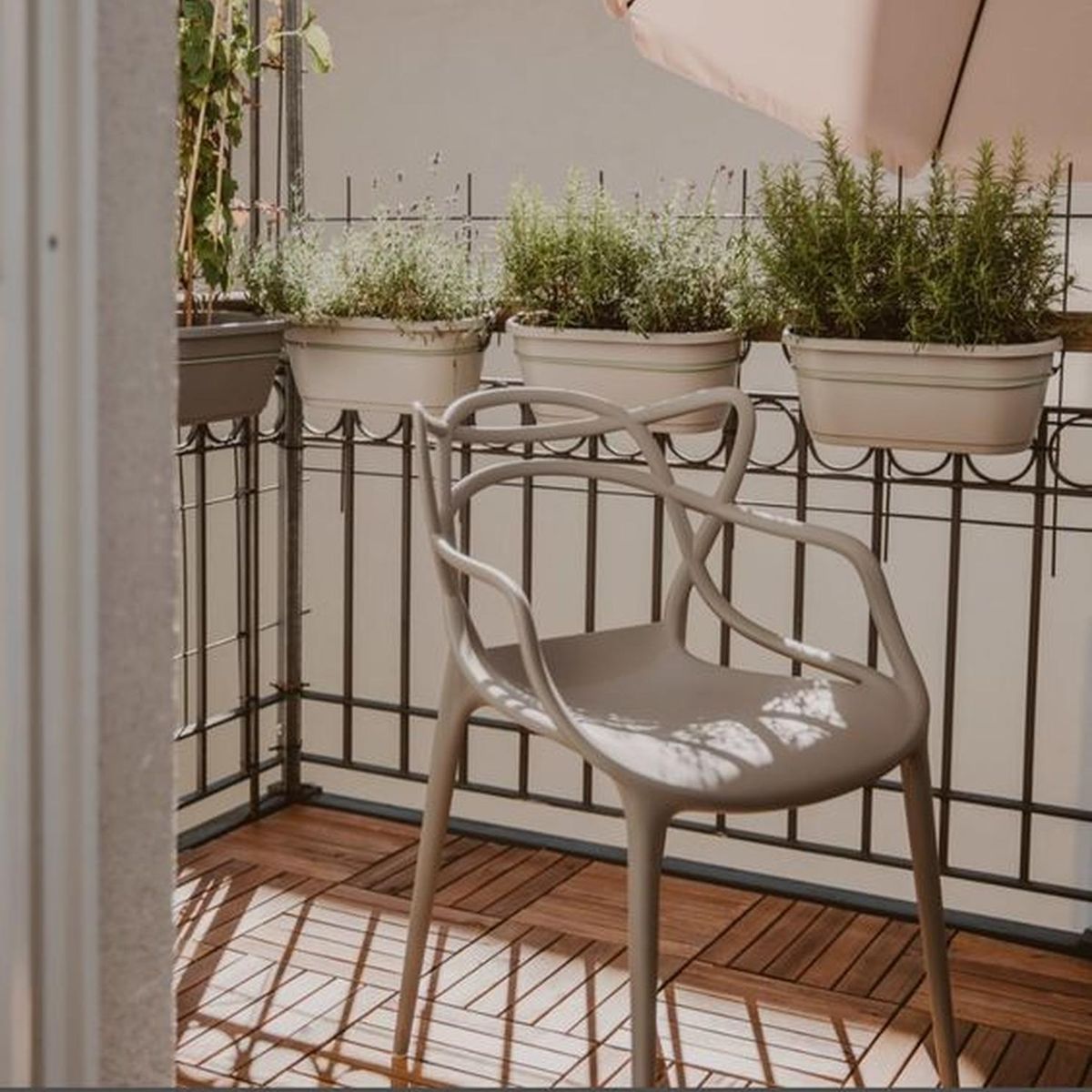 PANDALINO - Pack 4 Sillas Beige Masters - Ideal Terraza y Interior