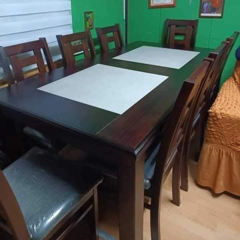 GENERICO - Mesa modelo Valeria con placa de porcelanato para 8 personas.