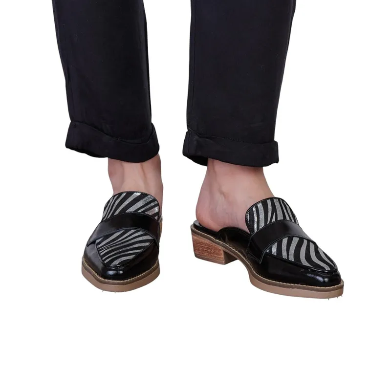 MOSSA - Puntilla Angela Richato Zebra Plata