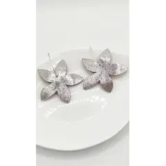 JARDIN DEL ESTE - Aros de cuero Jazmín Plata Zizal
