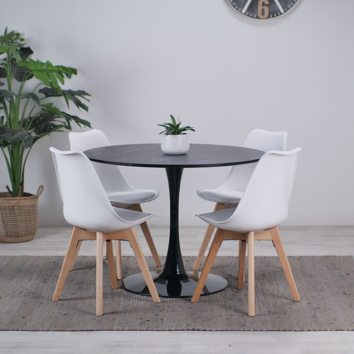 PANDALINO - Comedor Mesa Tulip Redonda 100cm Negra + 4 Sillas Tulip Blancas