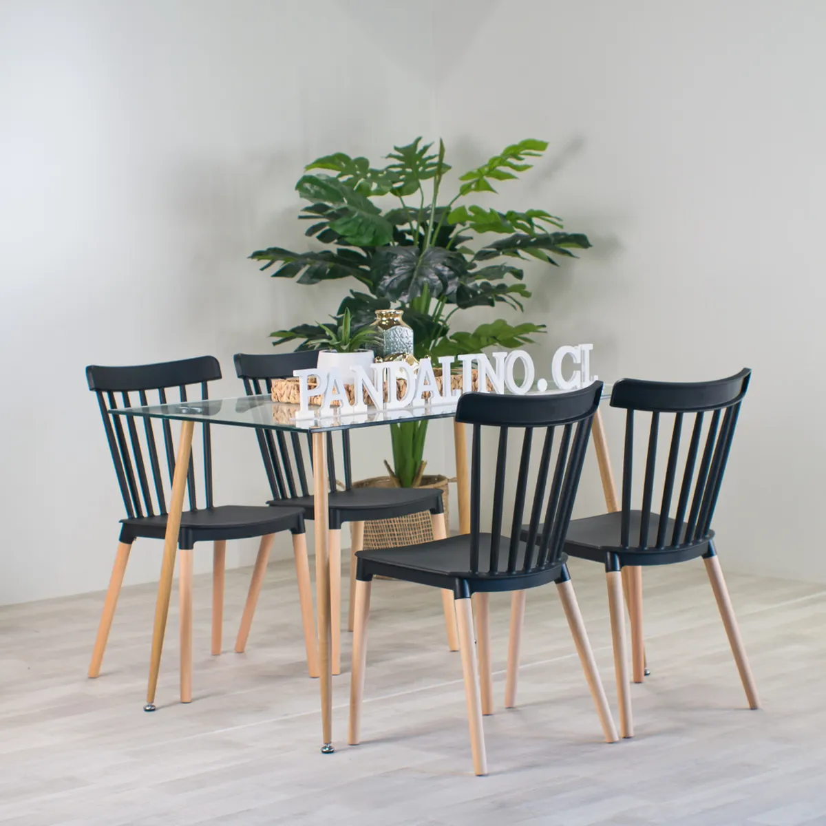PANDALINO - Comedor Moderno Mesa Vitreo 120x80 + 4 Sillas Windsor Negras