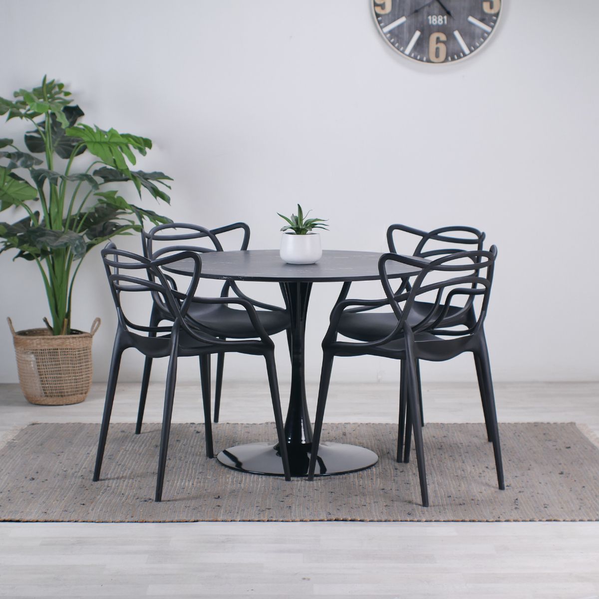 PANDALINO - Comedor Moderno Negro - Mesa Tulip 100cm + 4 Sillas Masters