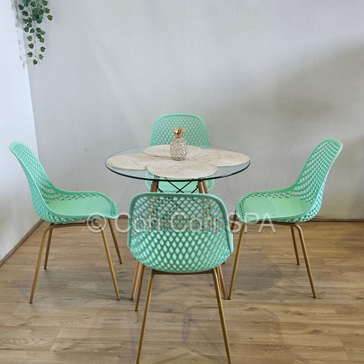 CORI CORI - Comedor Mesa Eames Vidrio 80 cm + 4 Sillas Panal Menta
