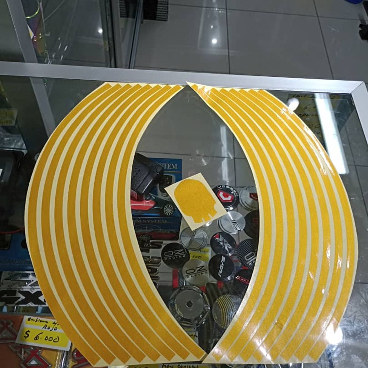 GENERICO - Kit de sticker adhesivos reflectivos para llantas AMARILLO