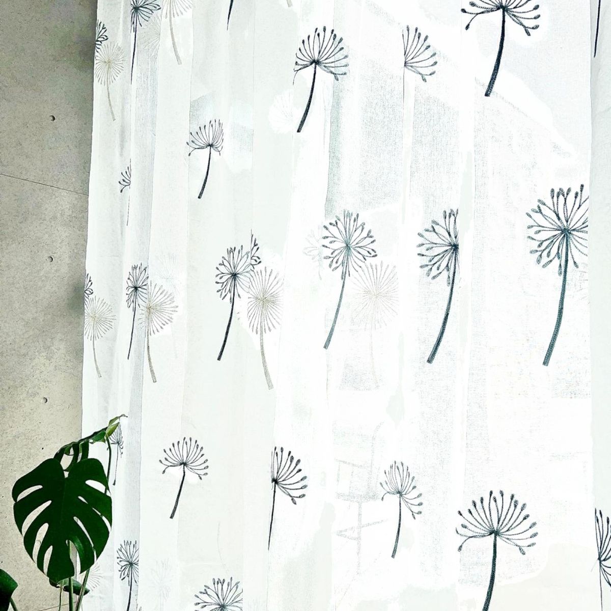 GENERICO - Set de 02 Visillos Bordados con Argollas 140x230 cm