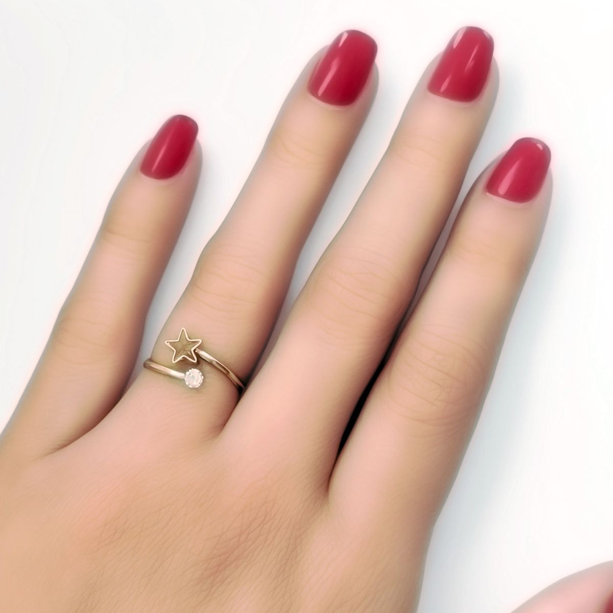 ANDREA COGGIOLA JOYAS - Anillo Estrella Calada Circón Enchapado Oro 18K