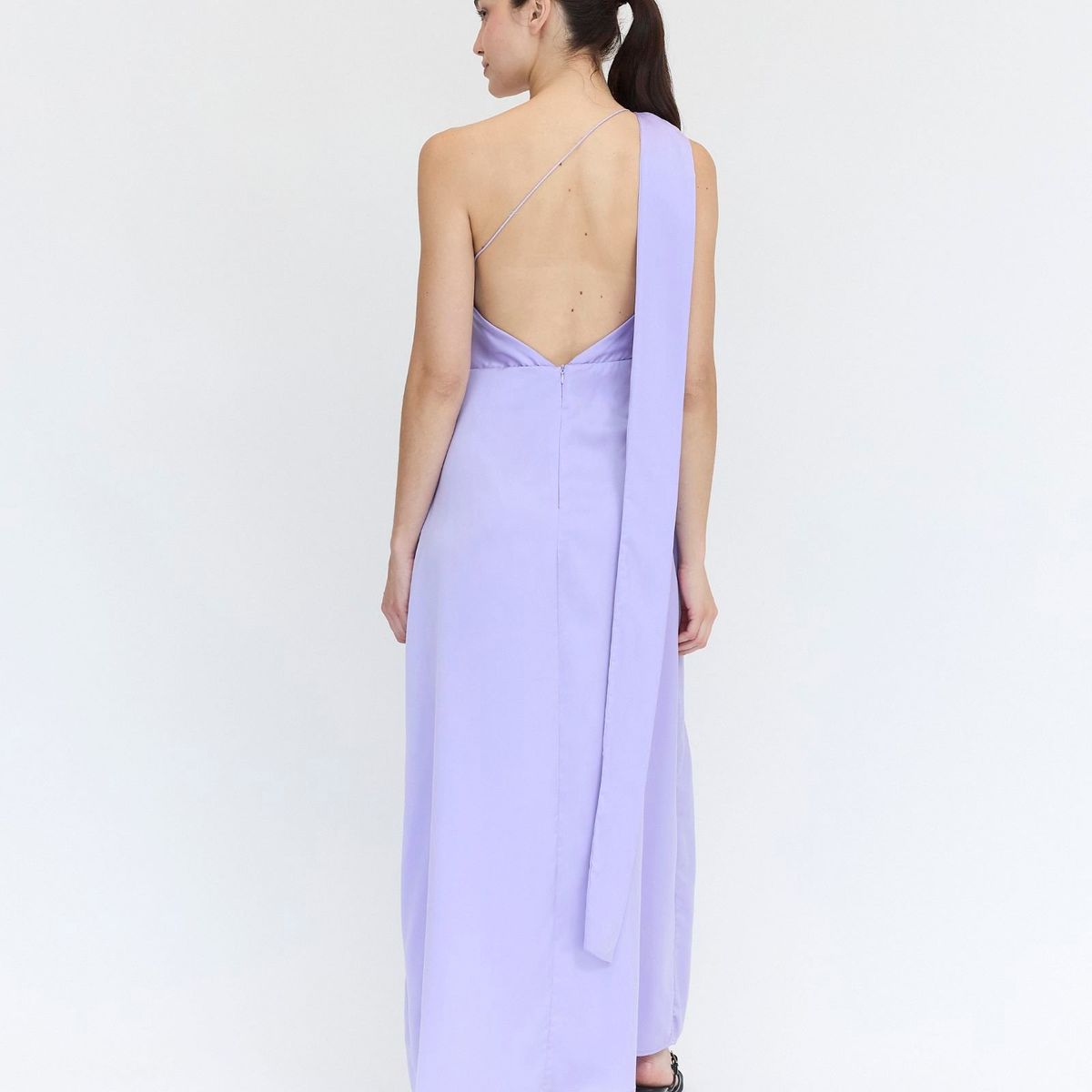 GUINDA - Maxi Vestido tipo Halter Asimétrico Tabi Guinda