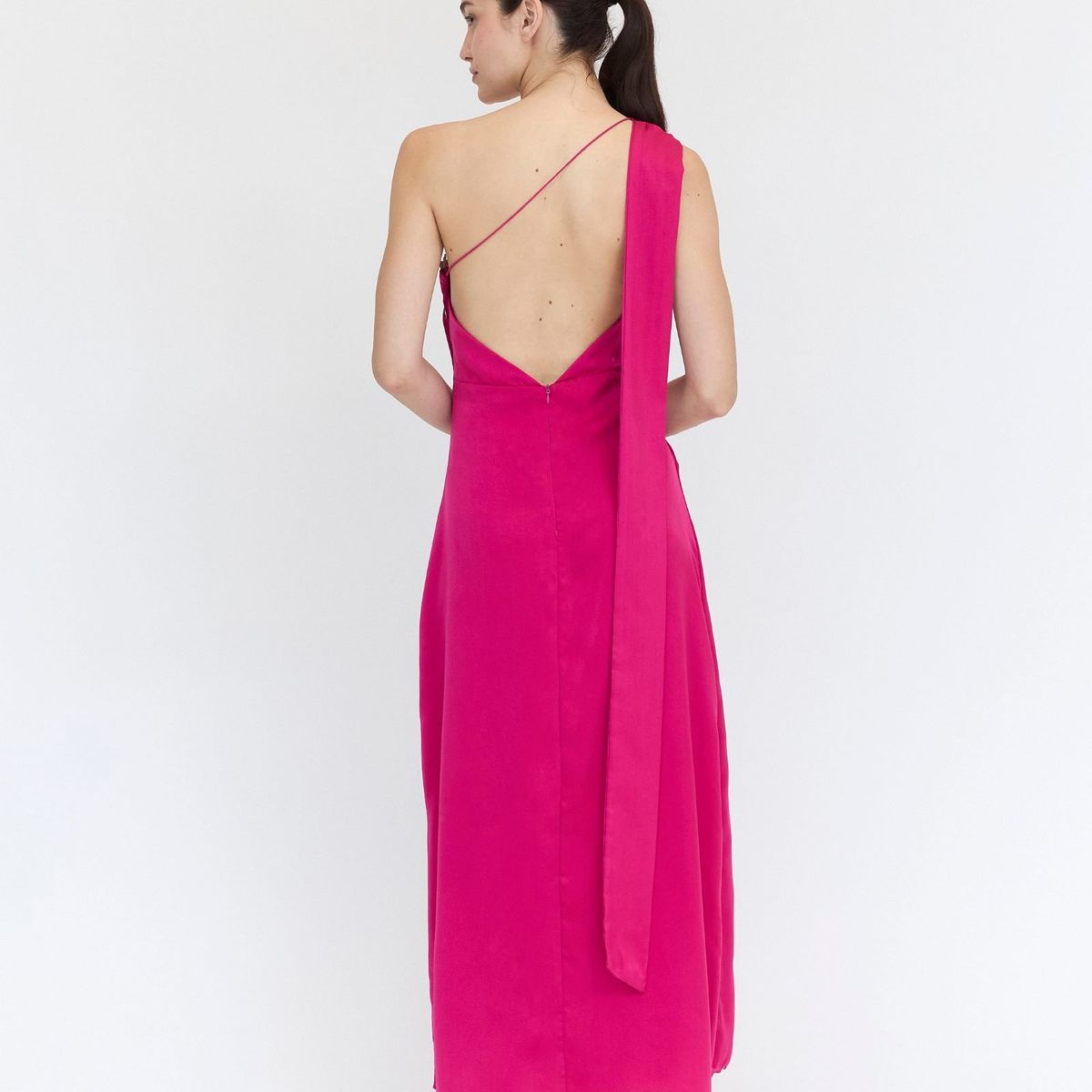 GUINDA - Maxi Vestido tipo Halter Asimétrico Tabi Guinda