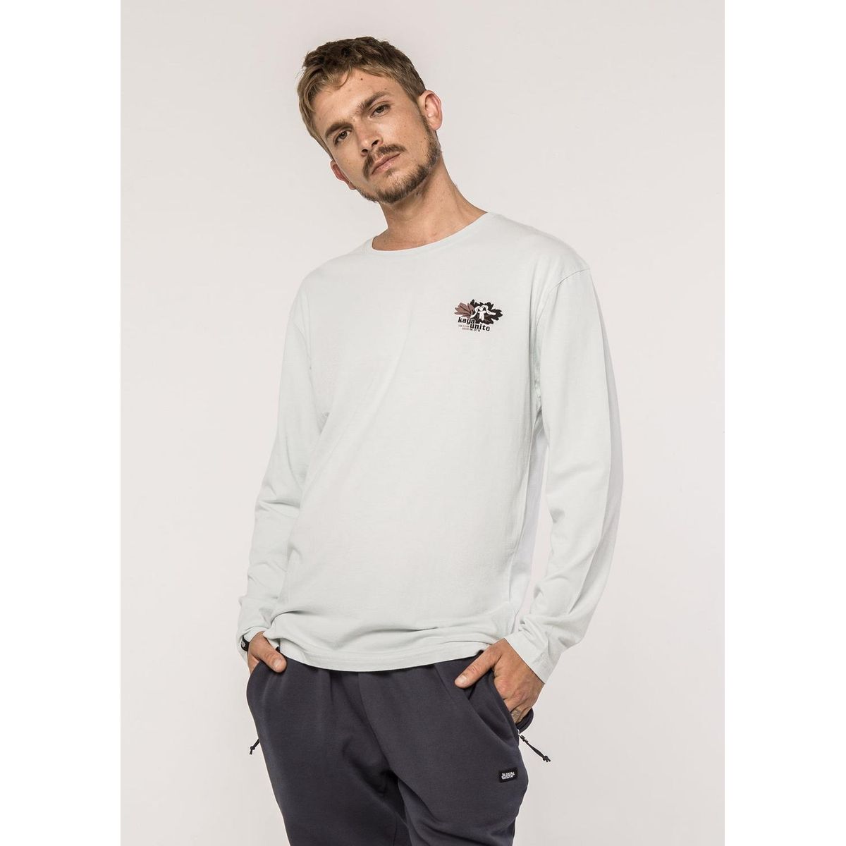 KAYA UNITE - Polera Hombre Manga Larga Organic Cotton Huemul Lt Blue