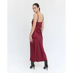GUINDA - Midi Vestido con tirantes adornados con piedras Tex