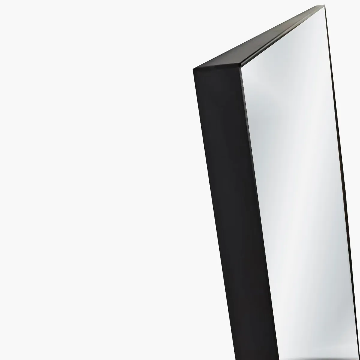 FORM DESIGN - Espejo Lucerna 170 Negro Form