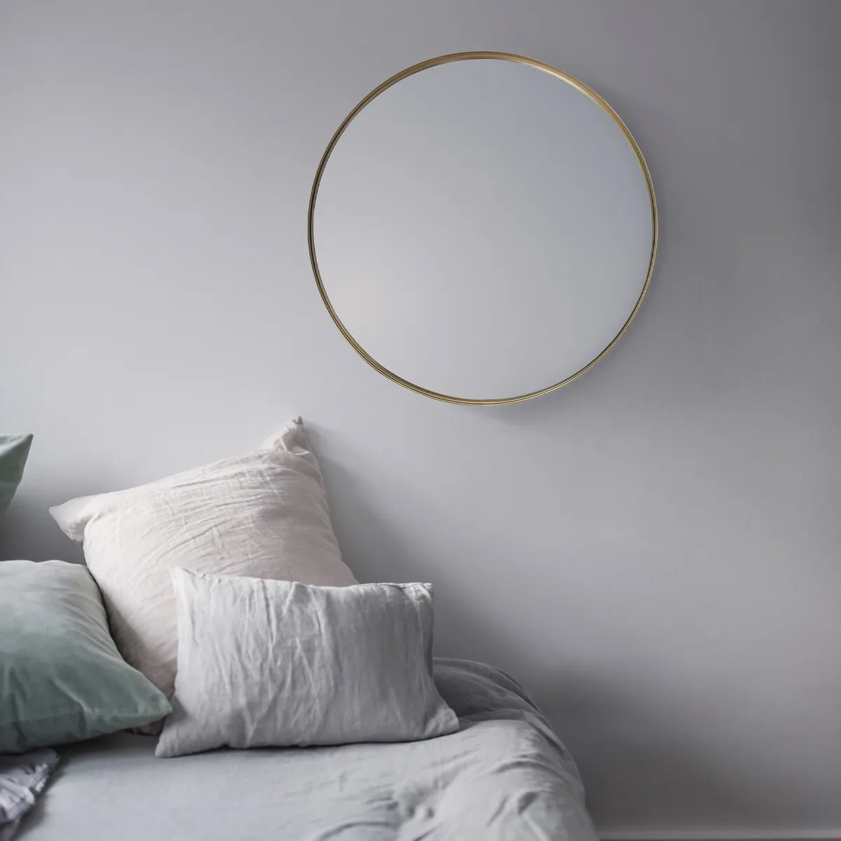 FORM DESIGN - Espejo Clementina 60 Dorado Form